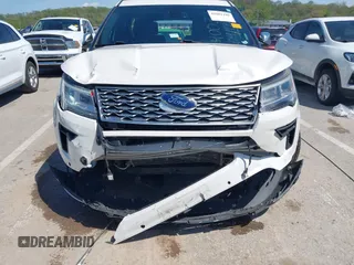 2018 Ford Explorer Platinum с VIN 1FM5K8HT5JGB55905, выставлен на аукционе IAAI как лот 42081109 с пробегом 59 801 миль миль и . История ставок и продаж доступна на DreamBid. Изображение 13.