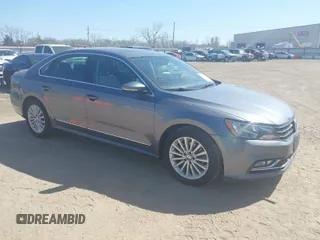 2016 Volkswagen Passat 1.8T SE with VIN 1VWBT7A33GC053959, listed as a IAAI auction lot 41775423 with 200,513 mi miles. Bid and sale history available at carsss.com. Image 1.