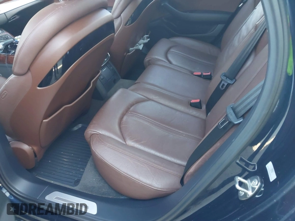 2011 Audi A8 с VIN WAUAVAFD4BN021264, выставлен на аукционе IAAI как лот 41756709 с пробегом 121 390 миль миль и . История ставок и продаж доступна на DreamBid. Изображение 8.