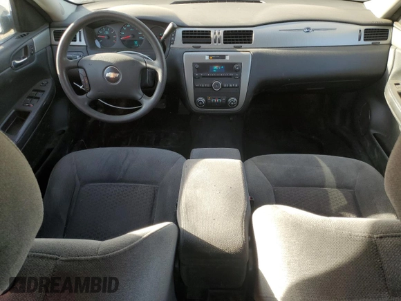2010 Chevrolet Impala Police Police z VIN 2G1WD5EM1A1183009, wystawiony jako Copart lot #47126735 z przebiegiem 111 620 mil mil oraz Szkoda całkowita • Salvage title. Historia ofert i sprzedaży dostępna na DreamBid. Obrazek 8.