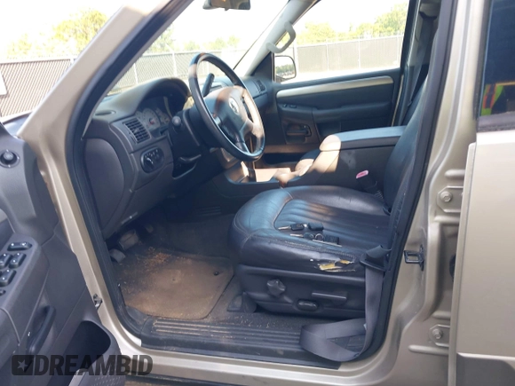 2004 Mercury Mountaineer Convenience с VIN 4M2ZU66K24UJ06465, выставлен на аукционе IAAI как лот 42741309 с пробегом 156 884 миль миль и . История ставок и продаж доступна на DreamBid. Изображение 5.