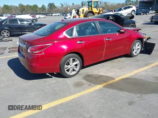 2015 Nissan Altima S with VIN 1N4AL3AP7FN300483, listed as a IAAI auction lot 41814182 with 30,446 mi miles and . Bid and sale history available at DreamBid. Image 4.
