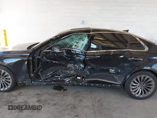 2017 Genesis G90 3.3T Premium with VIN KMHG34JA7HU033033, listed as a IAAI auction lot 41457798 with 68,327 mi miles. Bid and sale history available at carsss.com. Image 6.