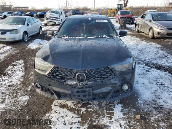 2018 Acura TLX w/Advance Pkg with VIN 19UUB3F83JA802453, listed as a Copart auction lot 82963924 with 146,404 mi miles and Salvage Title. Bid and sale history available at carsss.com. Image 5.
