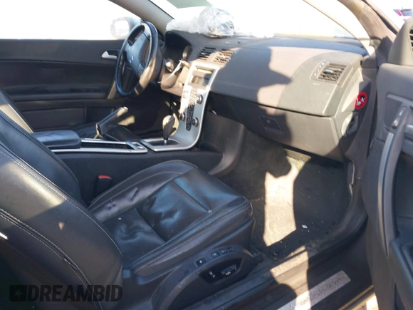2012 Volvo C70 T5 with VIN YV1672MCXCJ130785, listed as a IAAI auction lot 41589949 with 152,646 mi miles. Bid and sale history available at carsss.com. Image 5.