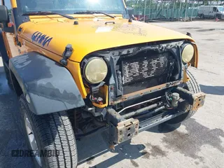 2013 Jeep Wrangler Unlimited Sport z VIN 1C4HJWDGXDL538395, wystawiony jako IAAI lot #42265264 z przebiegiem 154 080 mil mil oraz . Historia ofert i sprzedaży dostępna na DreamBid. Obrazek 18.