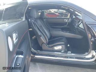 2016 Rolls-Royce Wraith with VIN SCA665C51GUX85992, listed as a IAAI auction lot 41344751 with 42,675 mi miles. Bid and sale history available at carsss.com. Image 5.