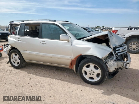 2007 Toyota Highlander w/3rd Row with VIN JTEDP21A270131839, listed as a Copart auction lot 56636495 with 205,488 mi miles and Salvage title. Bid and sale history available at DreamBid. Image 4.