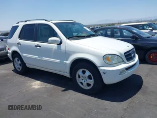2003 Mercedes-Benz M 350 with VIN 4JGAB57E33A431424, listed as a IAAI auction lot 42625224 with 171,369 mi miles and . Bid and sale history available at DreamBid. Image 1.