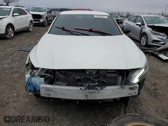 2019 Nissan Altima SR with VIN 1N4BL4CV4KC198314, listed as a Copart auction lot 42836625 with 144,262 mi miles and Salvage Title. Bid and sale history available at carsss.com. Image 5.
