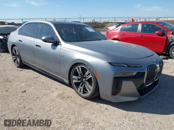 2023 BMW 7 Series 760i xDrive с VIN WBA33EJ07PCM90605, выставлен на аукционе IAAI как лот 41577454 с пробегом 30 241 миль миль и . История ставок и продаж доступна на DreamBid. Изображение 1.