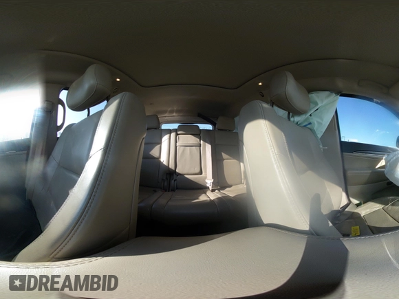 2019 Jeep Grand Cherokee Limited with VIN 1C4RJEBG9KC680641, listed as a IAAI auction lot 42316330 with 91,058 mi miles and . Bid and sale history available at DreamBid. Image 18.