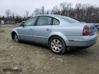 2003 Volkswagen Passat GLX with VIN WVWRH63B03P438156, listed as a Copart auction lot 44867355 with 227,762 mi miles and Salvage Title. Bid and sale history available at carsss.com. Image 2.