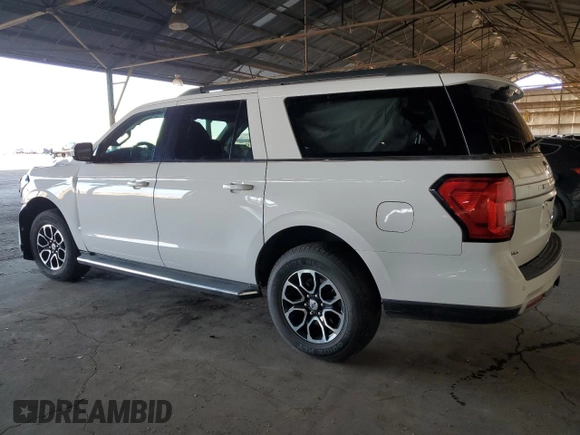 2022 Ford Expedition Max XLT z VIN 1FMJK1JT2NEA26909, wystawiony jako Copart lot #79714974 z przebiegiem 34 048 mil mil oraz Czysty tytuł • Clean title. Historia ofert i sprzedaży dostępna na DreamBid. Obrazek 2.