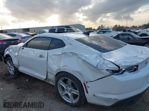 2019 Chevrolet Camaro 1LS with VIN 1G1FB1RX4K0158377, listed as a IAAI auction lot 41113026 with 29,927 mi miles and . Bid and sale history available at carsss.com. Image 13.