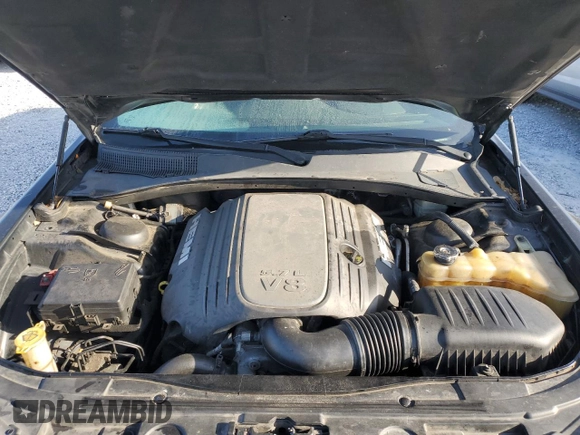 2015 Chrysler 300 S z VIN 2C3CCABT5FH736071, wystawiony jako Copart lot #52608825 z przebiegiem 189 263 mil mil oraz Nie do naprawy • Non repairable. Historia ofert i sprzedaży dostępna na DreamBid. Obrazek 11.