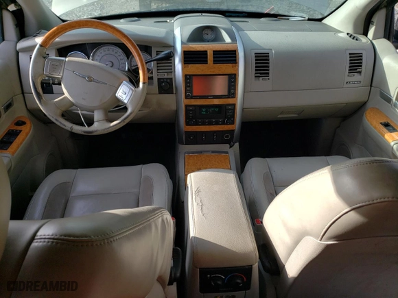 2008 Chrysler Aspen Limited with VIN 1A8HW58208F158389, listed as a Copart auction lot 48725035 with 186,550 mi miles and Salvage Title. Bid and sale history available at carsss.com. Image 8.
