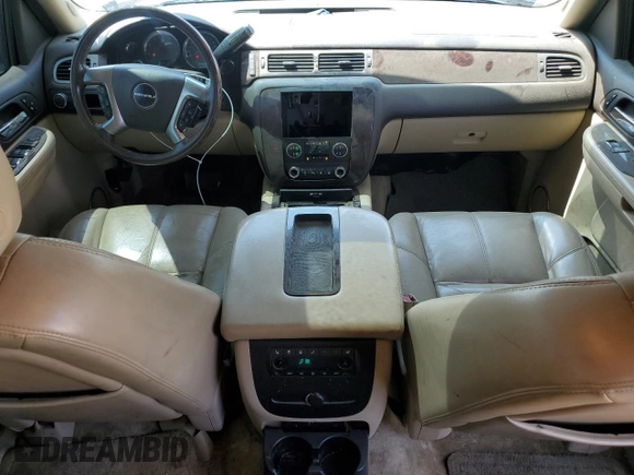 2007 GMC Yukon XL z VIN 1GKFK66847J150013, wystawiony jako Copart lot #56486435 z przebiegiem 225 570 mil mil oraz Szkoda całkowita • Salvage title. Historia ofert i sprzedaży dostępna na DreamBid. Obrazek 8.