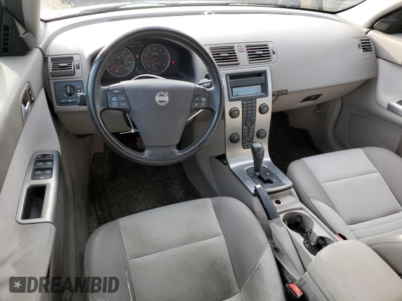 2005 Volvo V50 с VIN YV1MJ682252049231, выставлен на аукционе Copart как лот 72075204 с пробегом 106 739 миль миль и Чистый • Clean title. История ставок и продаж доступна на DreamBid. Изображение 8.