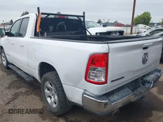 2021 Ram 1500 Lone Star z VIN 1C6RREBT5MN609716, wystawiony jako IAAI lot #42030146 z przebiegiem 74 074 mil mil oraz . Historia ofert i sprzedaży dostępna na DreamBid. Obrazek 3.