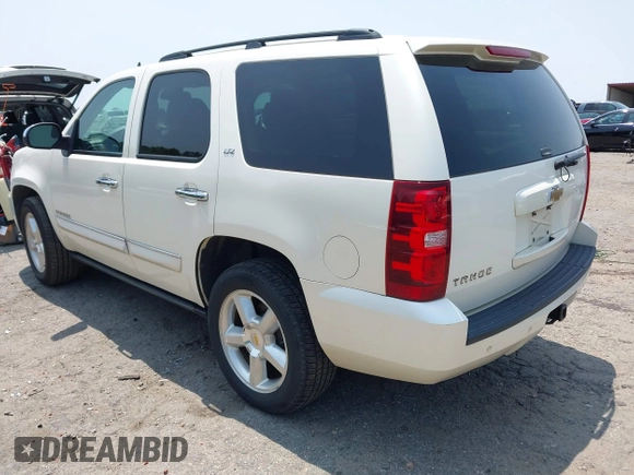 2008 Chevrolet Tahoe LTZ с VIN 1GNFC13J38R248270, выставлен на аукционе IAAI как лот 42403526 с пробегом 216 031 миль миль и . История ставок и продаж доступна на DreamBid. Изображение 3.