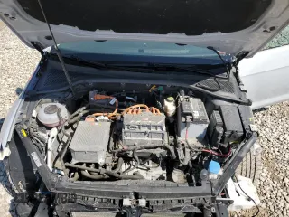 2019 Volkswagen Golf SE z VIN WVWKR7AU6KW902659, wystawiony jako Copart lot #51210155 z przebiegiem 53 017 mil mil oraz Szkoda całkowita • Salvage title. Historia ofert i sprzedaży dostępna na DreamBid. Obrazek 11.
