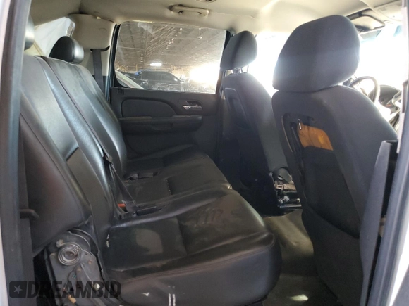 2008 Chevrolet Suburban Commercial with VIN 3GNGK26K88G314040, listed as a Copart auction lot 84406614 with 0 mi miles and Salvage Title. Bid and sale history available at carsss.com. Image 11.