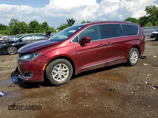 2020 Chrysler Pacifica Touring L with VIN 2C4RC1BG2LR283655, listed as a Copart auction lot 60924065 with 80,857 mi miles and Salvage title. Bid and sale history available at DreamBid. Image 1.