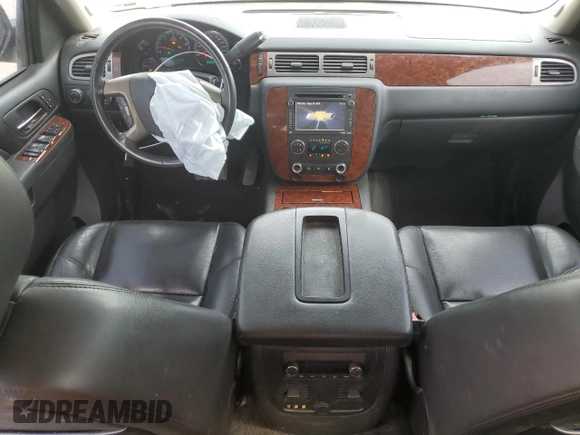 2012 Chevrolet Avalanche LTZ with VIN 3GNTKGE70CG305592, listed as a Copart auction lot 68987764 with 140,919 mi miles and Salvage Title. Bid and sale history available at carsss.com. Image 8.