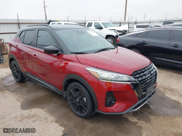 2022 Nissan Kicks SR with VIN 3N1CP5DV9NL495582, listed as a IAAI auction lot 41535688 with 19,570 mi miles. Bid and sale history available at carsss.com. Image 1.