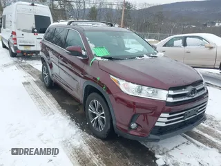 2018 Toyota Highlander LE with VIN 5TDBZRFH6JS903123, listed as a IAAI auction lot 41564004 with 109,852 mi miles and . Bid and sale history available at DreamBid. Image 1.