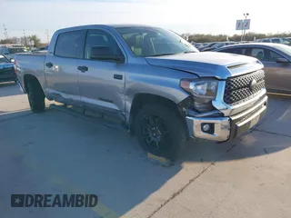 2021 Toyota Tundra 2WD SR5 with VIN 5TFEY5F16MX288471, listed as a IAAI auction lot 41412744 with 30,220 mi miles. Bid and sale history available at carsss.com. Image 1.