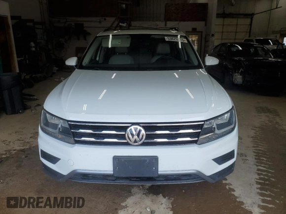 2018 Volkswagen Tiguan SEL with VIN 3VV2B7AX7JM140246, listed as a Copart auction lot 53629815 with 96,791 mi miles and Clean title. Bid and sale history available at DreamBid. Image 5.