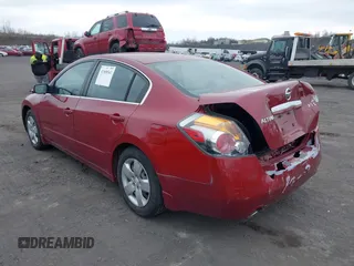 2008 Nissan Altima 2.5 SL with VIN 1N4AL21E28N482721, listed as a IAAI auction lot 41908543 with 87,712 mi miles. Bid and sale history available at carsss.com. Image 3.