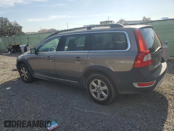 2011 Volvo XC70 3.2L with VIN YV4952BZ8B1096860, listed as a Copart auction lot 79210124 with Not Provided miles and Salvage Title. Bid and sale history available at DreamBid. Image 2.
