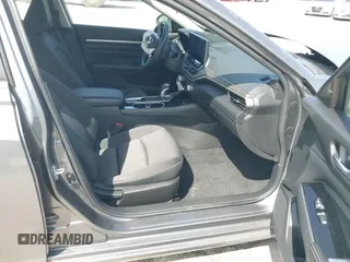 2023 Nissan Altima SV z VIN 1N4BL4DV3PN410873, wystawiony jako IAAI lot #42055332 z przebiegiem 46 121 mil mil oraz . Historia ofert i sprzedaży dostępna na DreamBid. Obrazek 5.