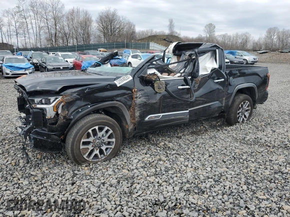 2024 Toyota Tundra 1794 Edition z VIN 5TFMA5DB4RX185682, wystawiony jako Copart lot #52884035 z przebiegiem Nie podano mil oraz Szkoda całkowita • Salvage title. Historia ofert i sprzedaży dostępna na DreamBid. Obrazek 1.