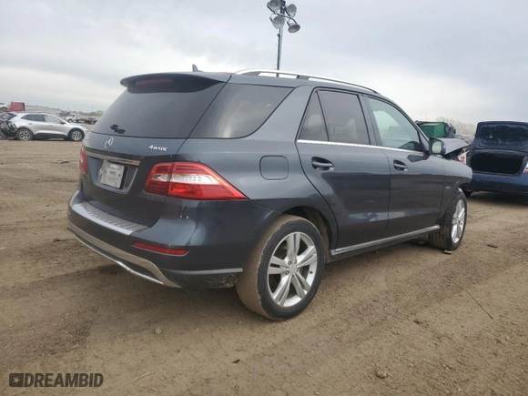 2012 Mercedes-Benz M-Class ML 350 with VIN 4JGDA5HB4CA016729, listed as a Copart auction lot 44126565 with 0 mi miles and Salvage Title. Bid and sale history available at carsss.com. Image 3.
