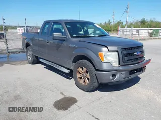 2013 Ford F-150 XL with VIN 1FTFX1CF5DKF69285, listed as a IAAI auction lot 41867360 with 141,111 mi miles. Bid and sale history available at carsss.com. Image 1.