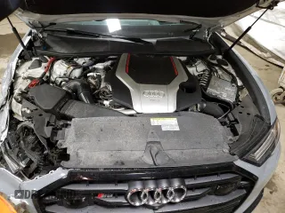 2020 Audi S6 Prestige z VIN WAUFFAF21LN057626, wystawiony jako Copart lot #70690902 z przebiegiem 20 828 mil mil oraz . Historia ofert i sprzedaży dostępna na DreamBid. Obrazek 11.