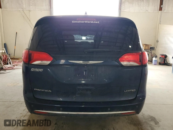 2017 Chrysler Pacifica Limited with VIN 2C4RC1GG6HR753492, listed as a Copart auction lot 54918255 with 277,597 mi miles and Salvage title. Bid and sale history available at DreamBid. Image 6.