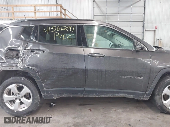 2019 Jeep Compass Altitude with VIN 3C4NJDBBXKT665843, listed as a IAAI auction lot 41561291 with 82,912 mi miles and . Bid and sale history available at DreamBid. Image 12.