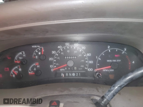 2001 Ford Excursion Limited с VIN 1FMSU43F81EC39431, выставлен на аукционе IAAI как лот 41298572 с пробегом 235 506 миль миль и . История ставок и продаж доступна на DreamBid. Изображение 7.