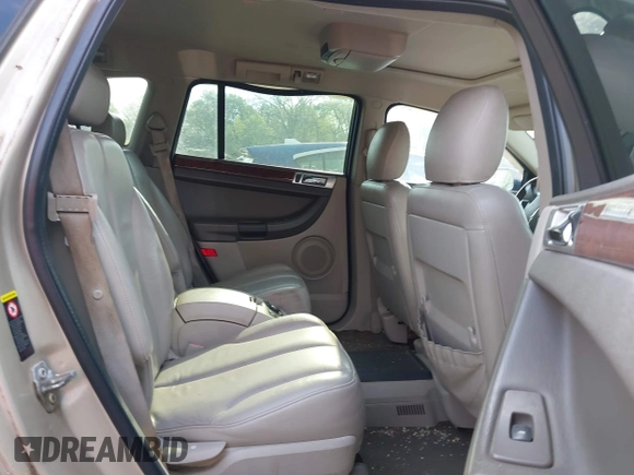2005 Chrysler Pacifica Touring with VIN 2C8GF68465R252922, listed as a IAAI auction lot 42061282 with 134,543 mi miles and . Bid and sale history available at DreamBid. Image 8.