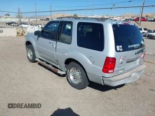 2001 Ford Explorer Sport z VIN 1FMYU60E71UC52372, wystawiony jako IAAI lot #41739367 z przebiegiem 137 960 mil mil oraz . Historia ofert i sprzedaży dostępna na DreamBid. Obrazek 3.
