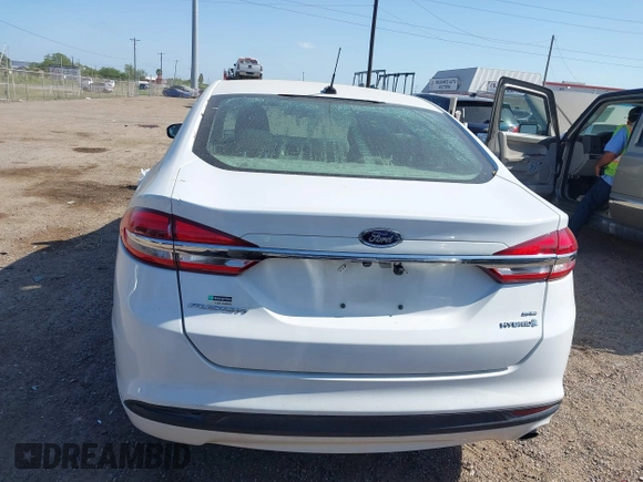 2018 Ford Fusion SE z VIN 3FA6P0LU2JR155483, wystawiony jako IAAI lot #42019475 z przebiegiem Nie podano mil oraz . Historia ofert i sprzedaży dostępna na DreamBid. Obrazek 16.