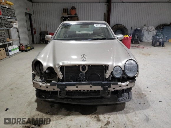 2001 Mercedes-Benz E-Class AWD with VIN WDBJF82J71X043474, listed as a Copart auction lot 45512025 with 59,571 mi miles and Salvage Title. Bid and sale history available at carsss.com. Image 5.