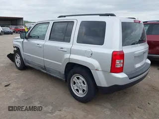 2011 Jeep Patriot Sport with VIN 1J4NT1GA1BD108246, listed as a IAAI auction lot 42010042 with 118,472 mi miles and . Bid and sale history available at carsss.com. Image 3.