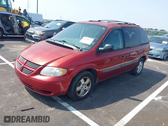 2006 Dodge Caravan SXT with VIN 1D4GP45RX6B738977, listed as a IAAI auction lot 42476253 with 194,196 mi miles and . Bid and sale history available at DreamBid. Image 2.