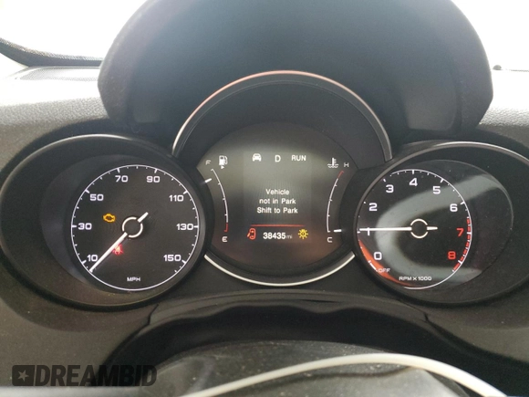 2019 FIAT 500X Urbana Edition z VIN ZFBNFYB10KP796108, wystawiony jako Copart lot #59664125 z przebiegiem 38 435 mil mil oraz Szkoda całkowita • Salvage title. Historia ofert i sprzedaży dostępna na DreamBid. Obrazek 9.